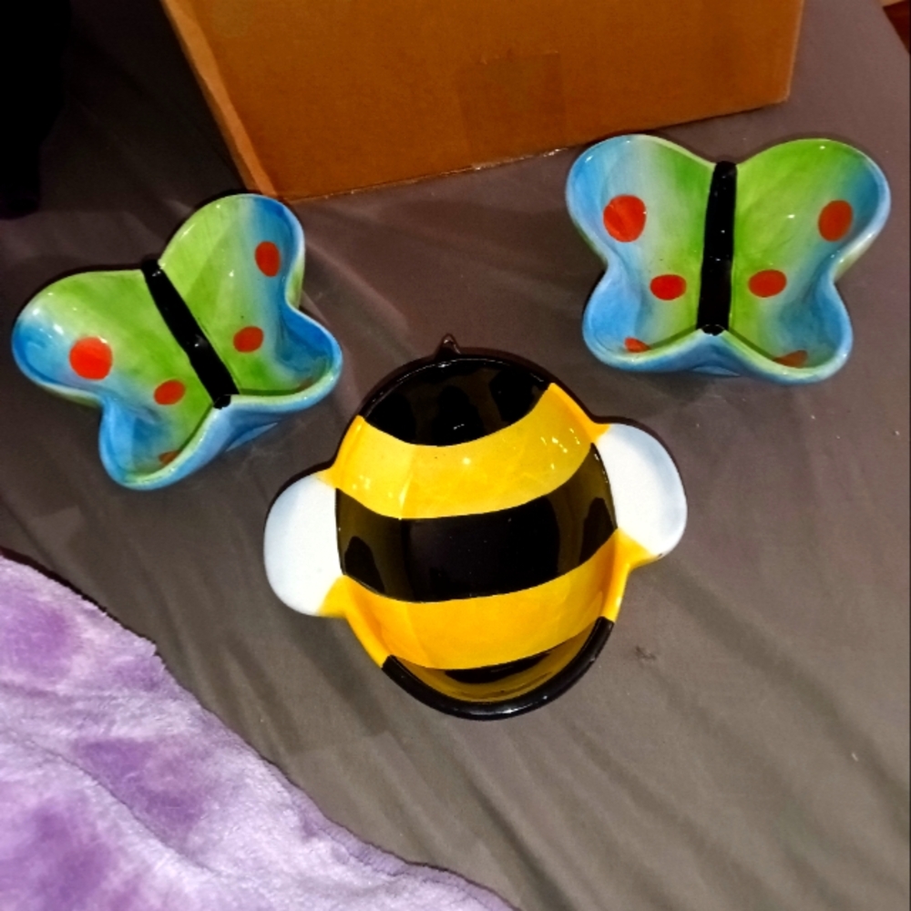 JILL SEALE Whimsy Collection ‘04 Bee 2 Butterfly  Trinket Dish Decor Bowls